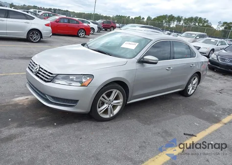 2014 Volkswagen Passat 2.0L Tdi Se z USA, uszkodzony, nr VIN 1VWBN7A30EC096033